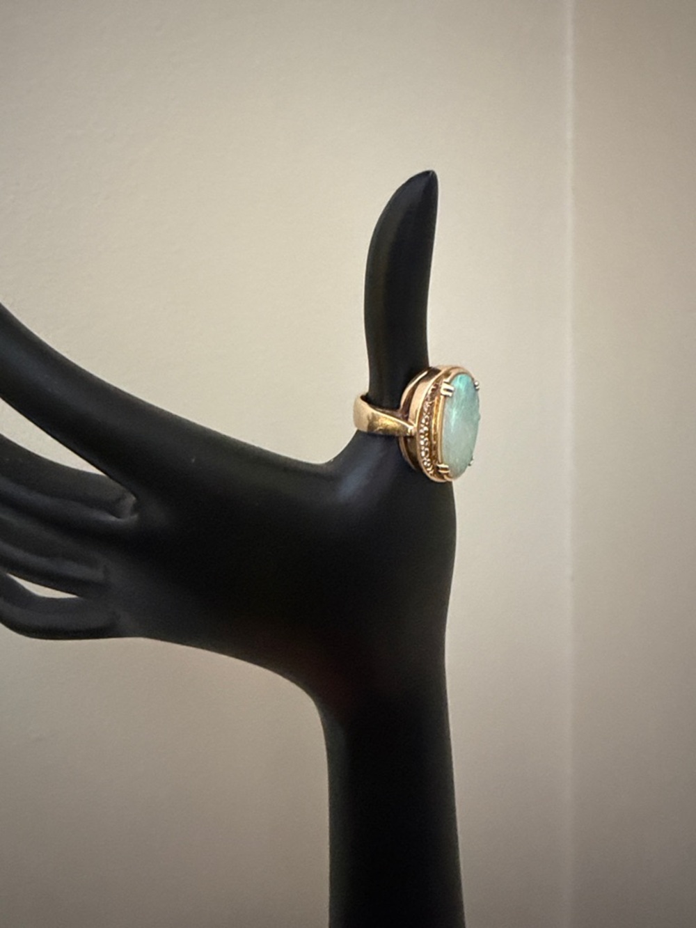 Gorgeous 14K Gold Ring with Light Blue Opal Stone. 14 natural cut diamonds. - Picture 10 of 16